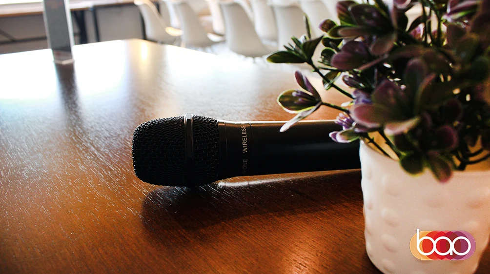 Qué debe tener un buen salón para conferencias y cómo elegirlo