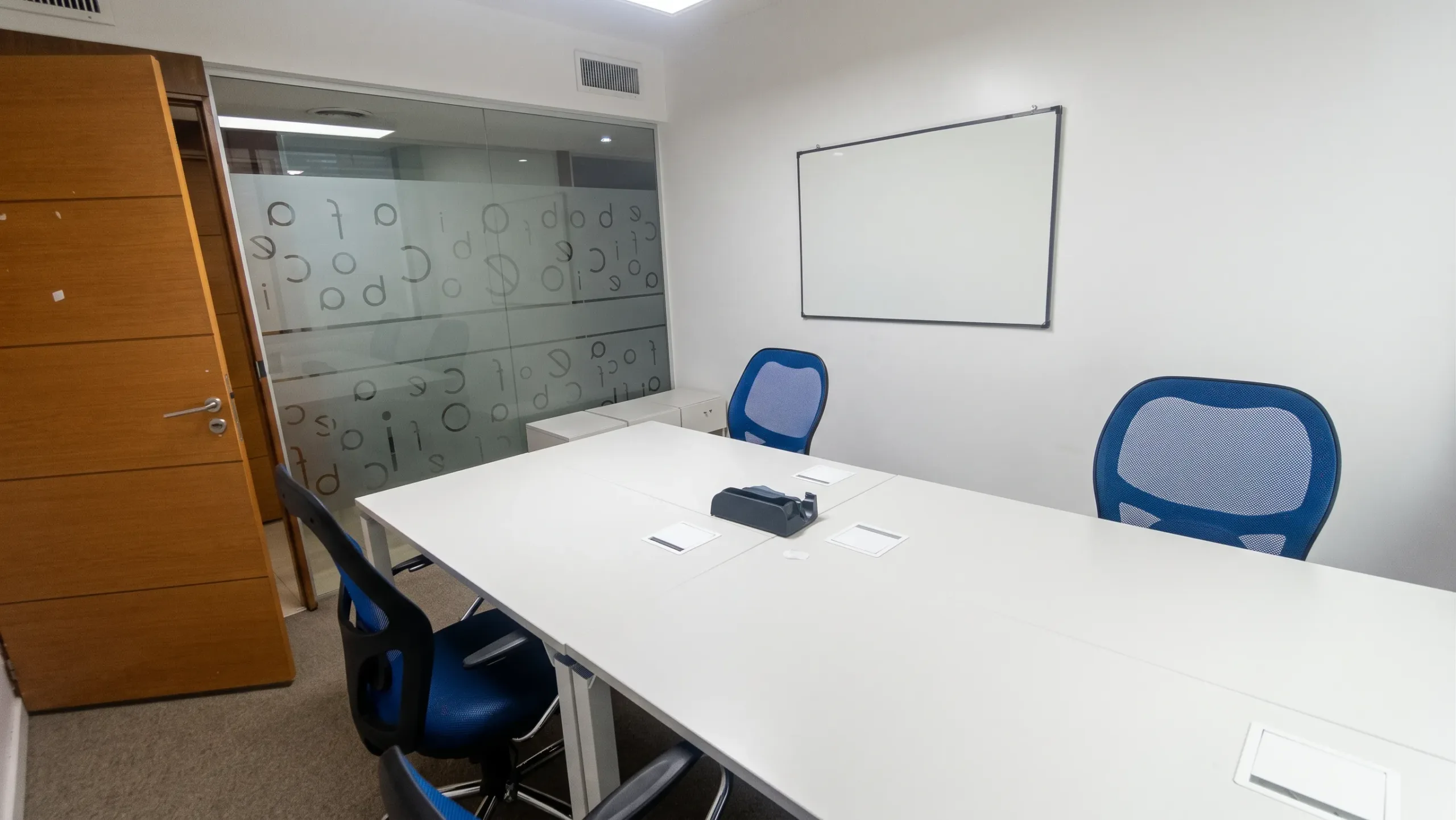 Oficina 922 - Piso 9